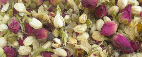 Tisane paisible aux fleurs parfumées – 三 花 茶