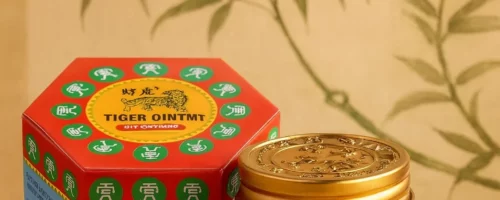 Baume du Tigre Blanc Original présenté dans un décor asiatique clair