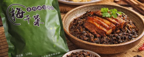 feuilles de moutarde fermentées mei cai cuisine chinoise avec nouilles et plat asiatique
